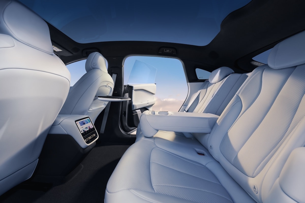 Espace arrière de la P7+
