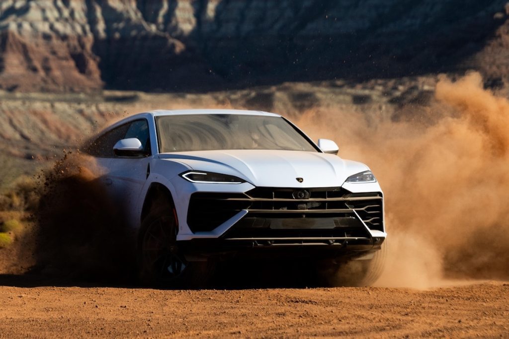 Lamborghini révolutionne l’univers des supercars : découvrez la garantie impressionnante jusqu’à 10 ans !