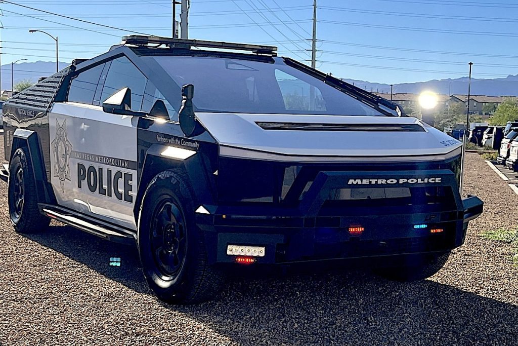 Découvrez comment le Shérif de Las Vegas transforme la sécurité avec sa Tesla Cybertruck ! 🚔✨
