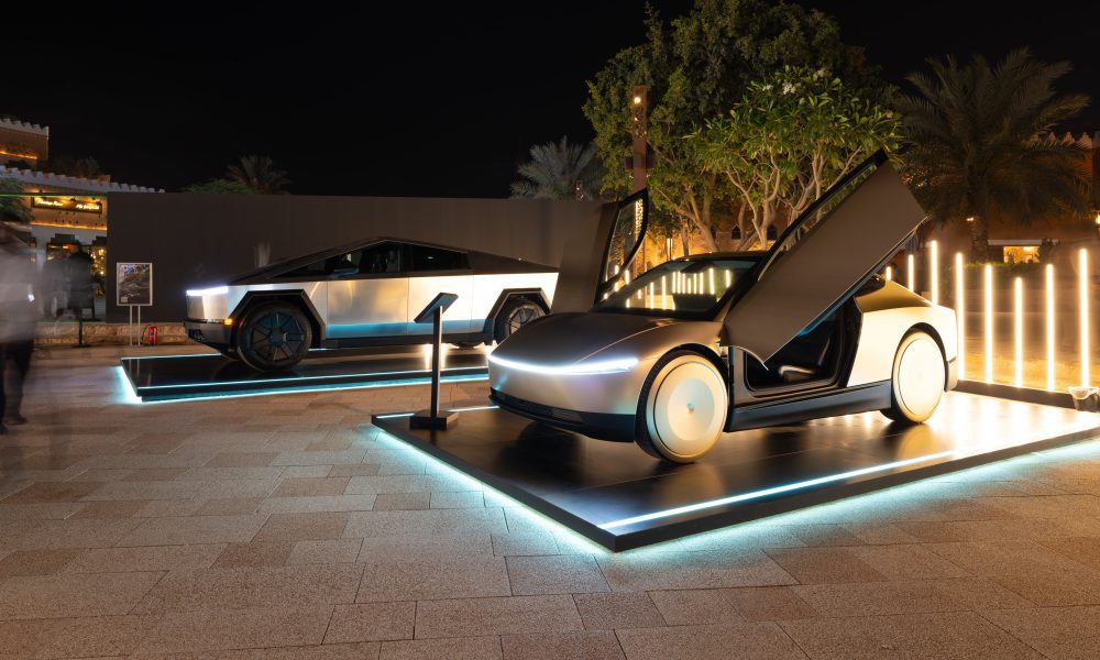 Tesla Cybercab : Découvrez le Future de la Mobilité Électrique à l’Expo d’Importation en Chine !