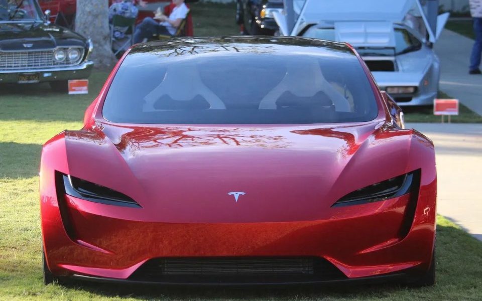 Elon Musk’s Fiercest Competitor Shocks Everyone by Cancelling Tesla Roadster!
