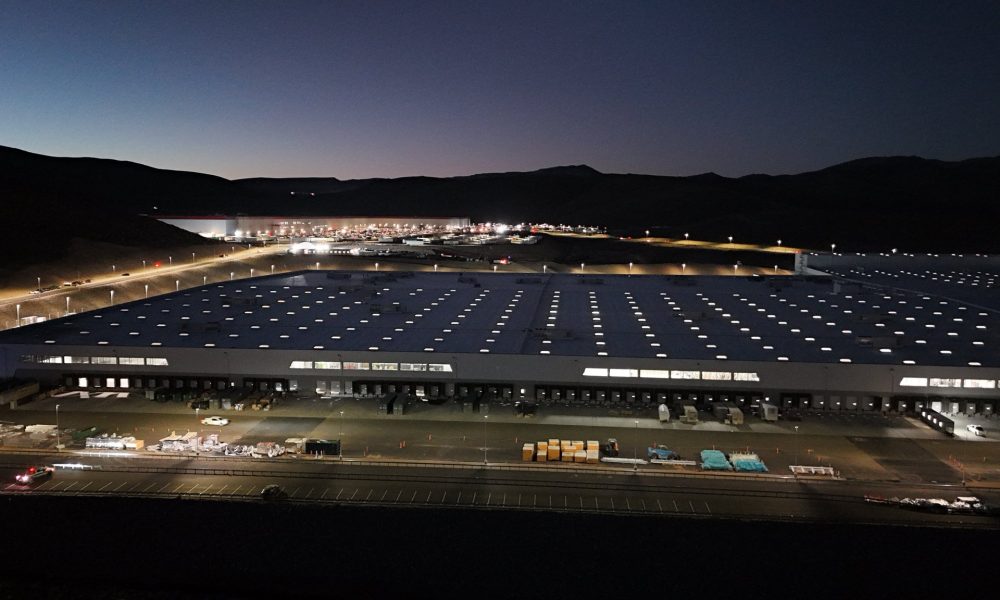 Découvrez l’impressionnante avancée de l’usine Tesla Semi : presque prête à révolutionner le transport électrique !