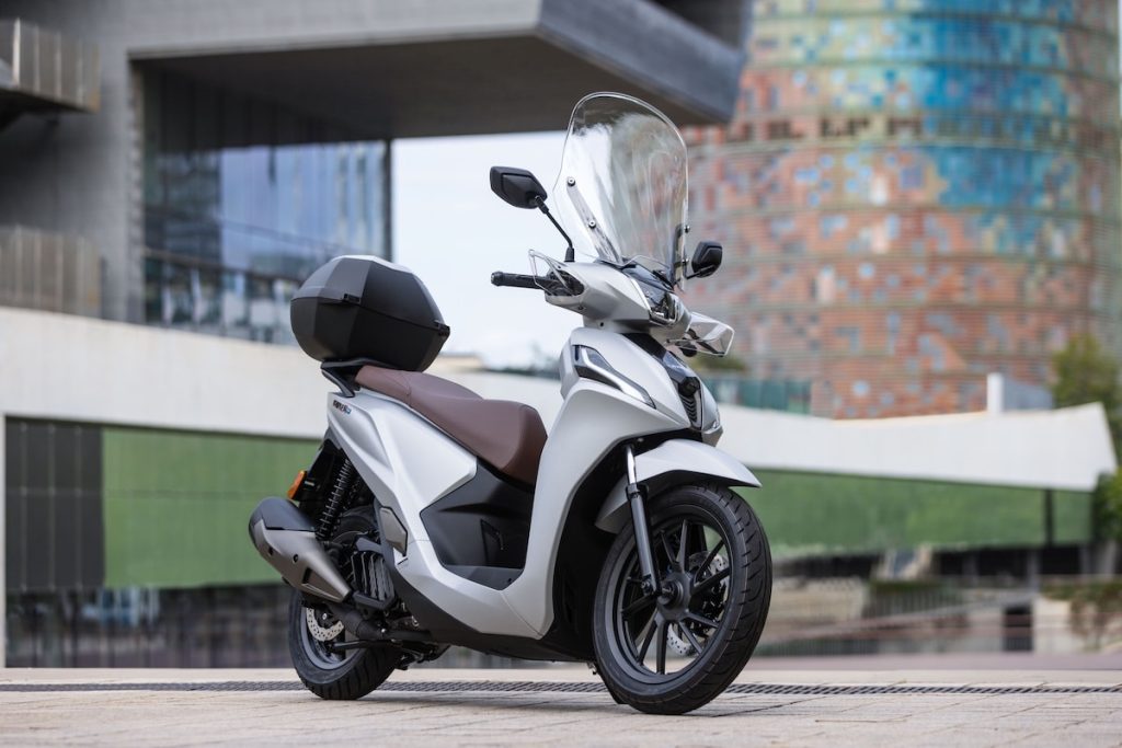 Kymco Dévoile Son Premier Scooter Hybride : Une Révolution Écologique sur Deux Roues !