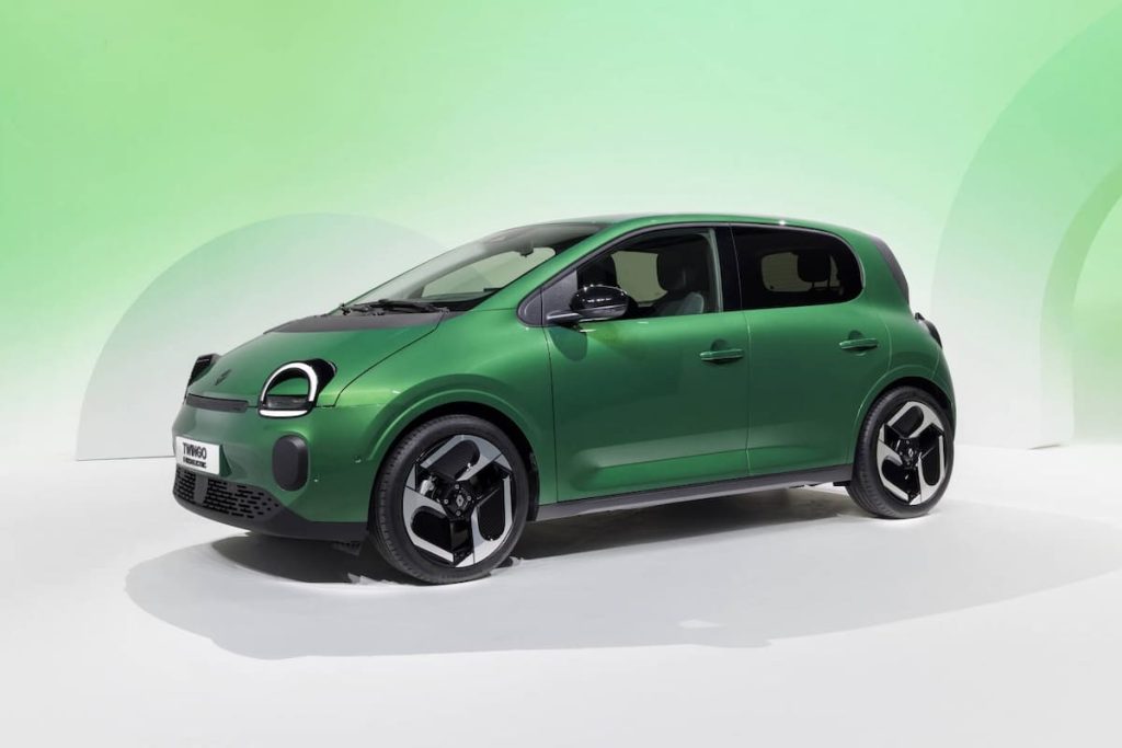 Découvrez si la Twingo électrique est vraiment à la hauteur : Prix, autonomie et équipements au crible !