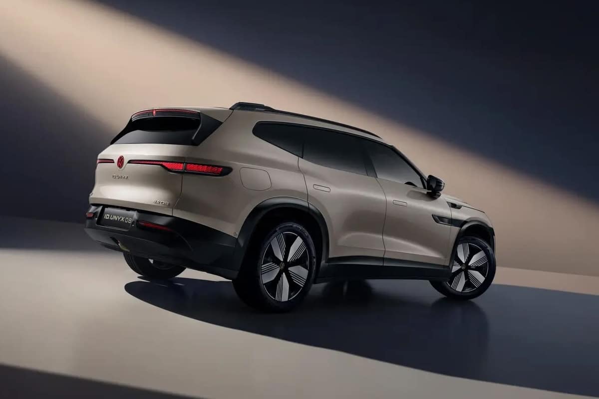 Volkswagen ID.UNYX 08