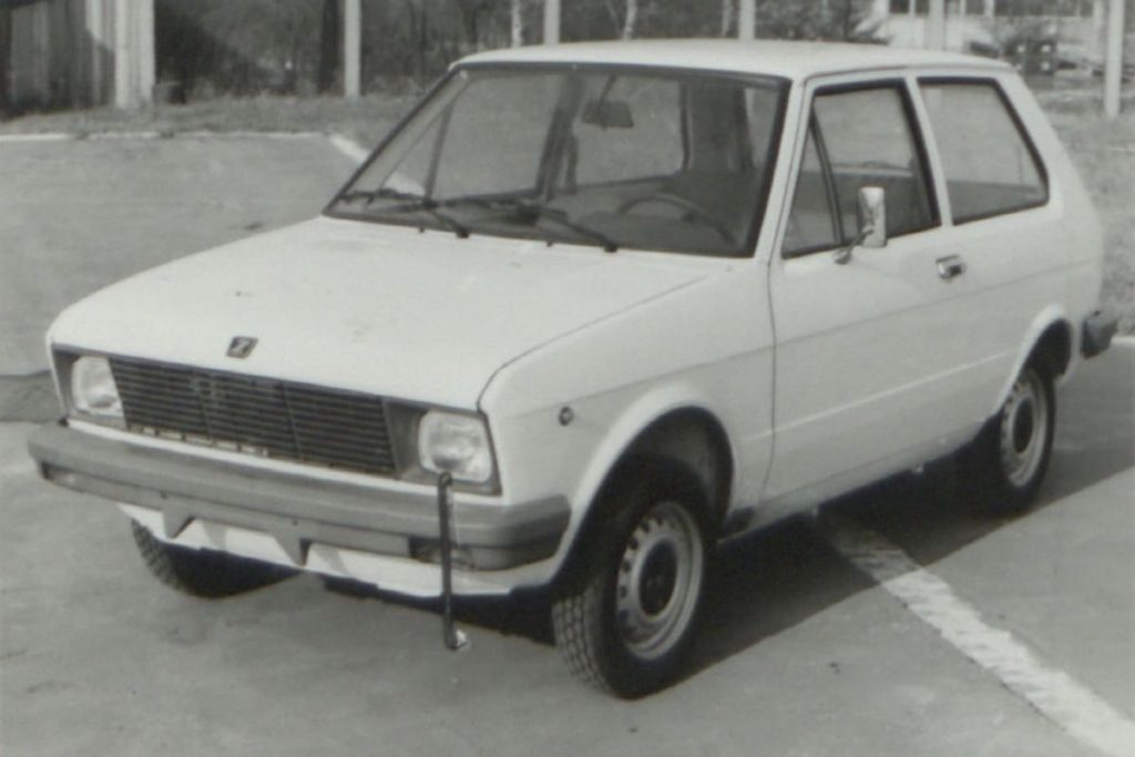 Découvrez comment la Yugo est devenue le symbole emblématique de la liberté en Europe de l’Est il y a 45 ans !