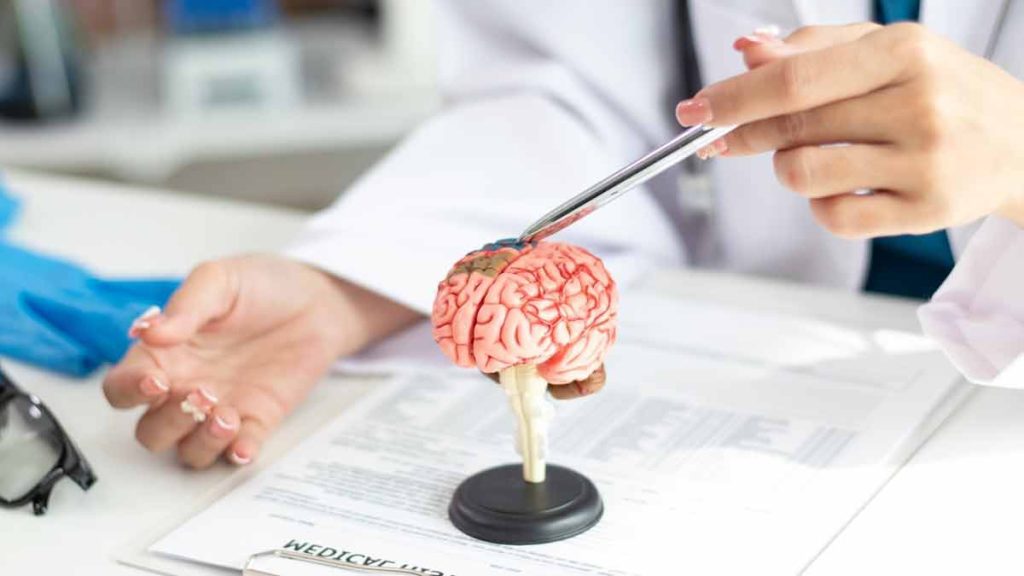 Révolution médicale : Un test rapide promet de détecter l’Alzheimer avant l’apparition des premiers symptômes !