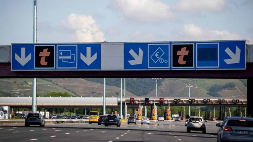 Choc : Cette Autoroute Française Gratuite depuis 40 Ans VIENT de Devenir Payante – Découvrez les Détails !