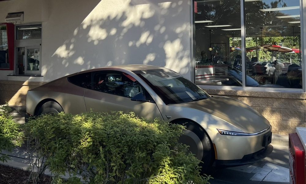 Découvrez le Tesla Cybercab : Près d’une Production Réelle Grâce à ces Nouvelles Photos Incroyables !