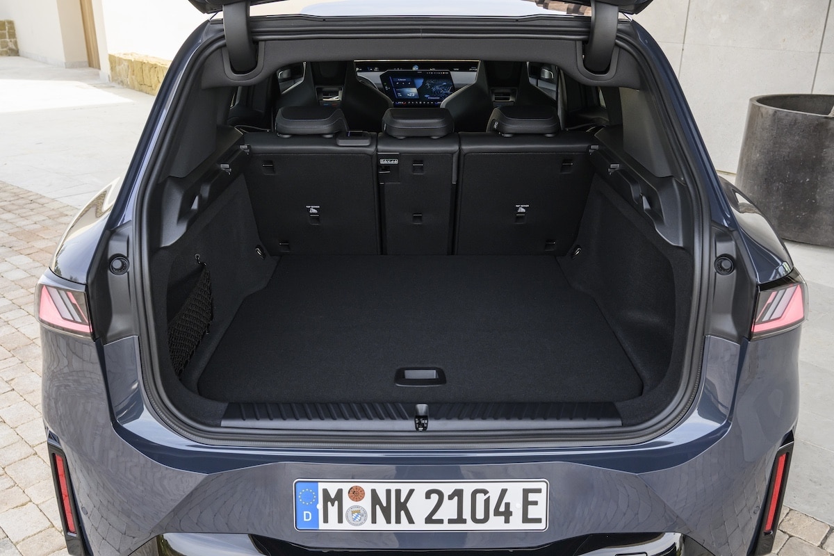 Espace de rangement BMW iX3